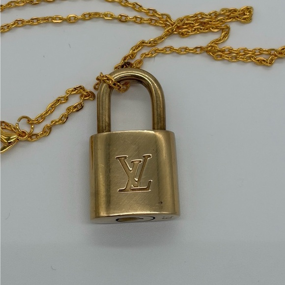 LOUIS VUITTON • Gold LV Lock w/ unbranded chain- Like New - Picture 2 of 4